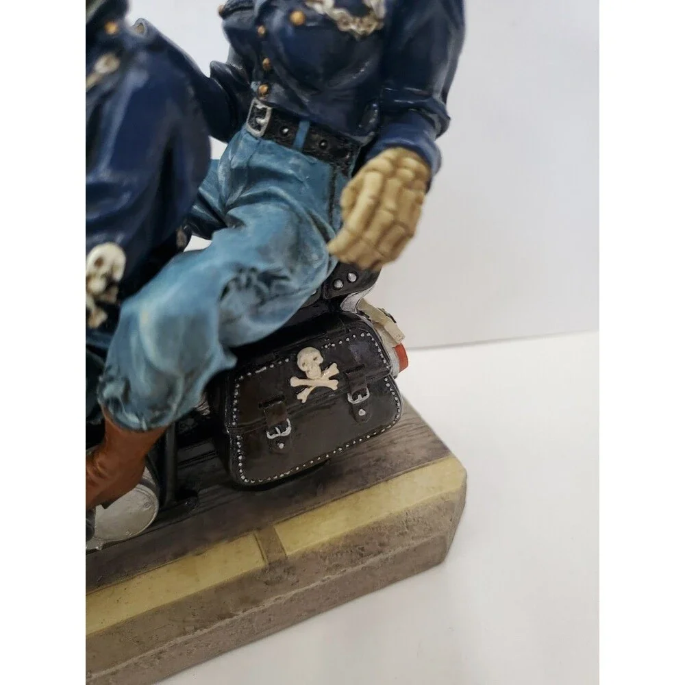 Figurine-Skull Lovers Riding Motorcycle By Studio Collection/Pacific/Resin/5058 - Picture 12 of 16